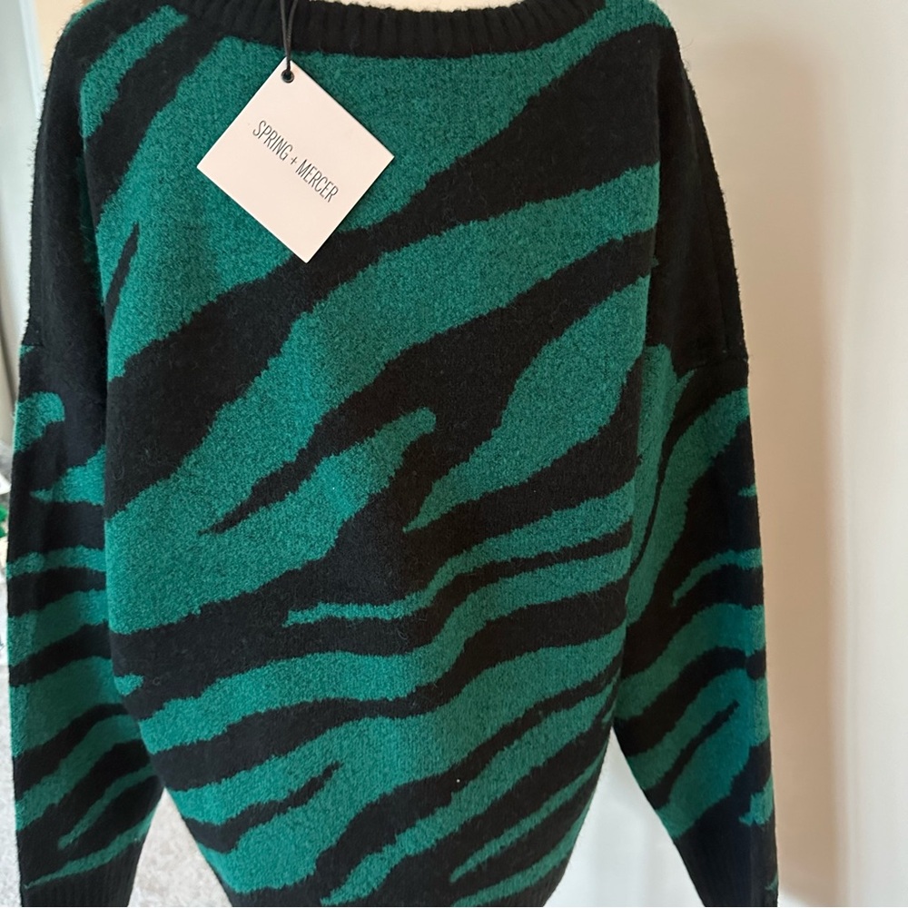Spring + Mercer sweater - Picture 4 of 4